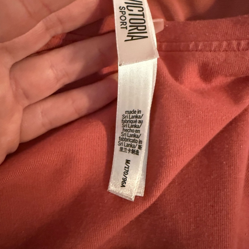 Victoria’s Secret Sport‎ Cropped Mesh Top- Medium - Picture 4 of 4